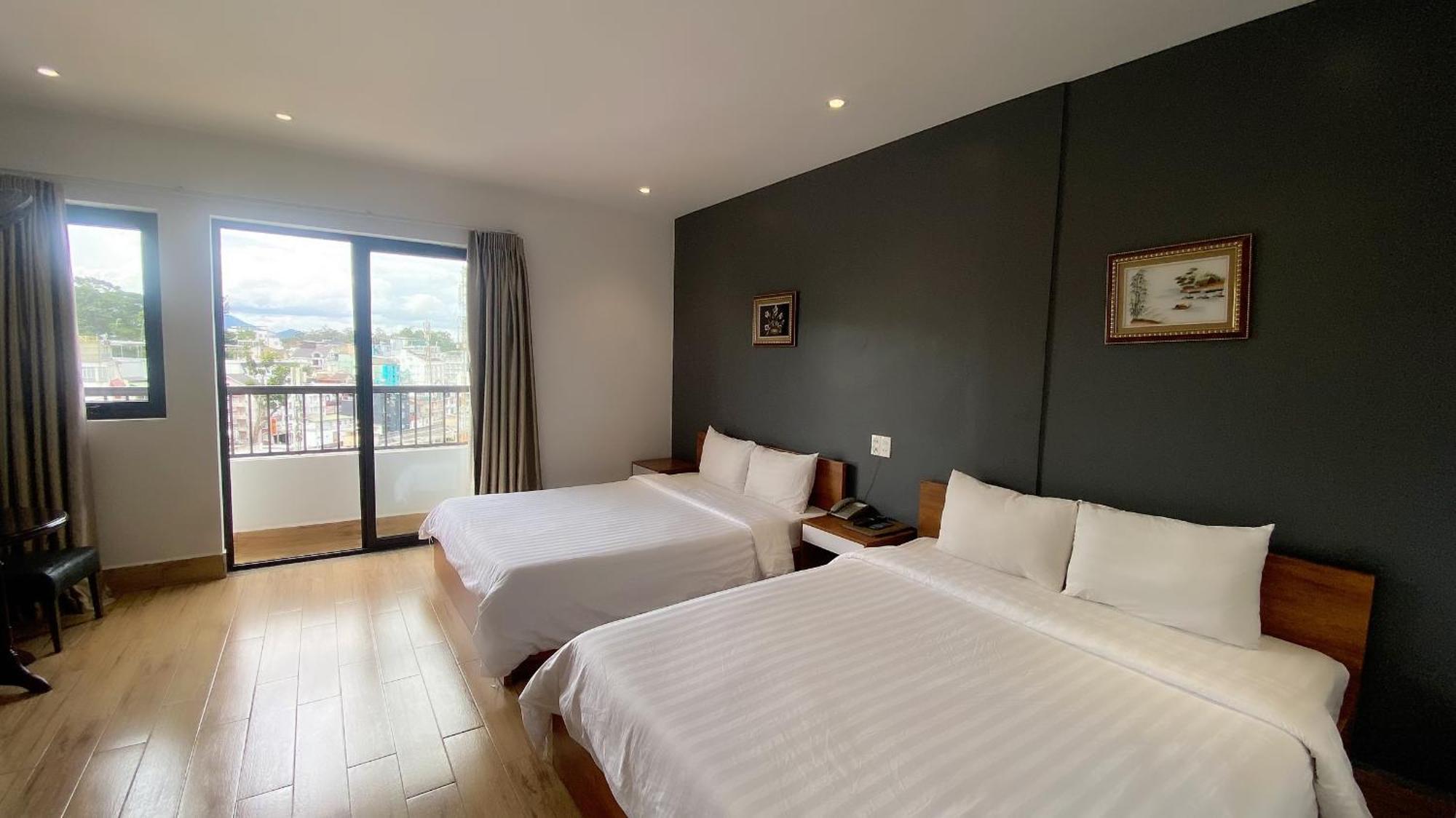 River Park Hotel Dalat Exterior photo